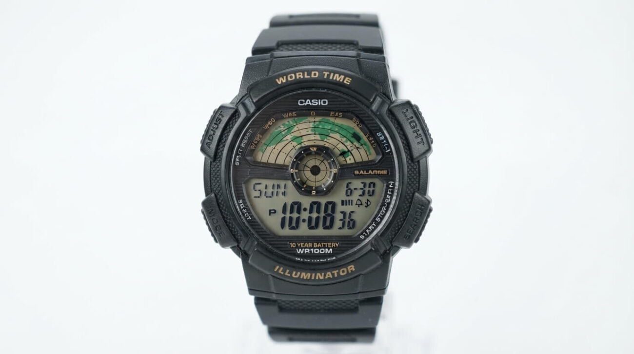 Casio digital watch with resin case and display